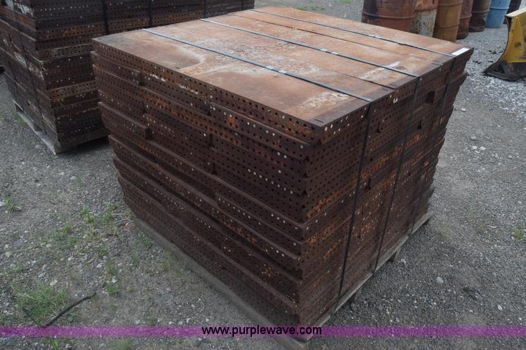 image for item CB9442 Steel concrete forms
