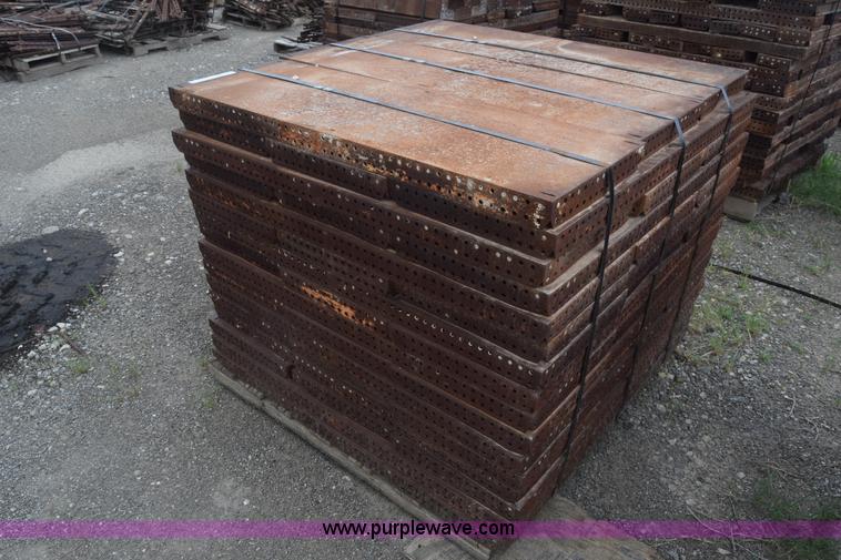 image for item CB9442 Steel concrete forms