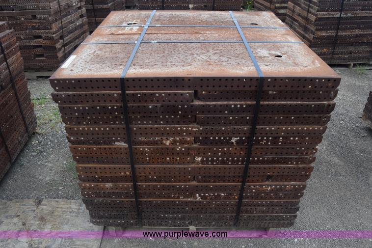 image for item CB9442 Steel concrete forms