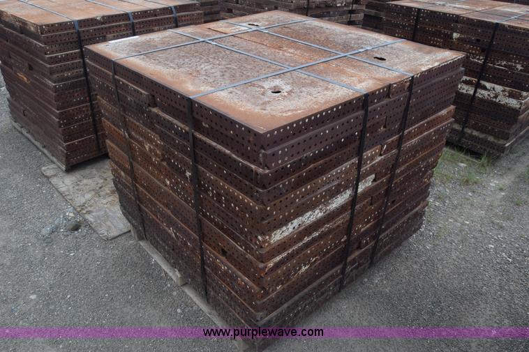 image for item CB9442 Steel concrete forms