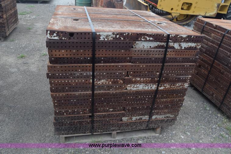 image for item CB9442 Steel concrete forms