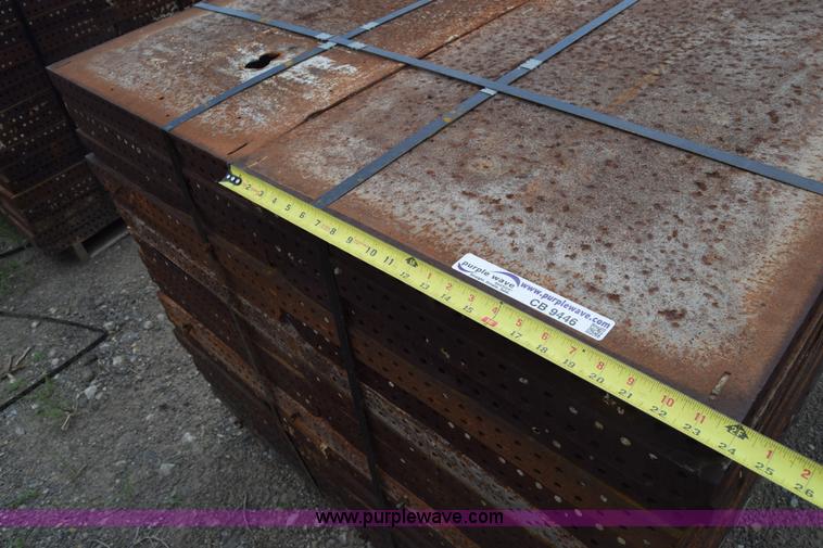 image for item CB9442 Steel concrete forms