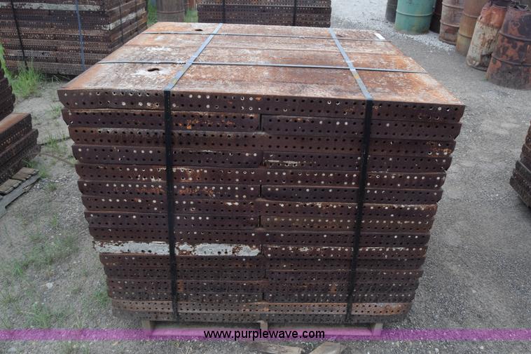 image for item CB9442 Steel concrete forms