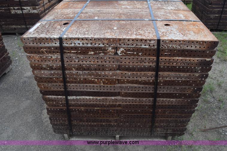 image for item CB9442 Steel concrete forms