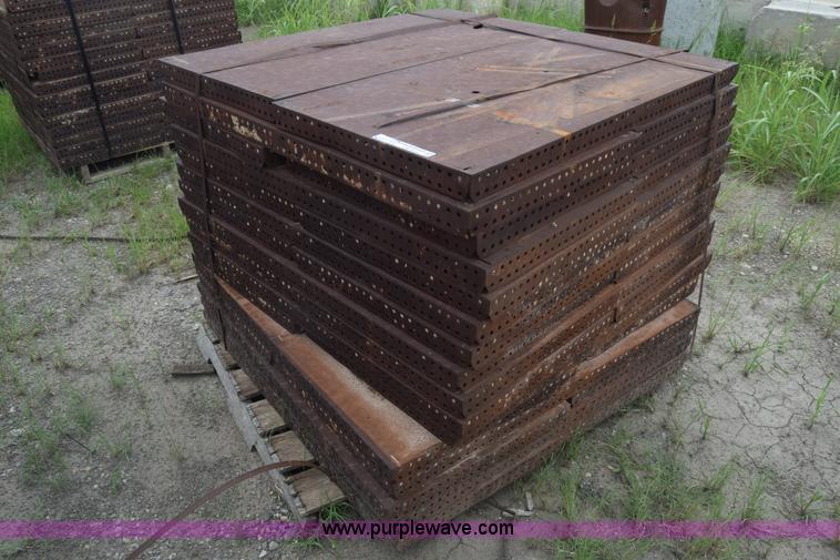 image for item CB9442 Steel concrete forms