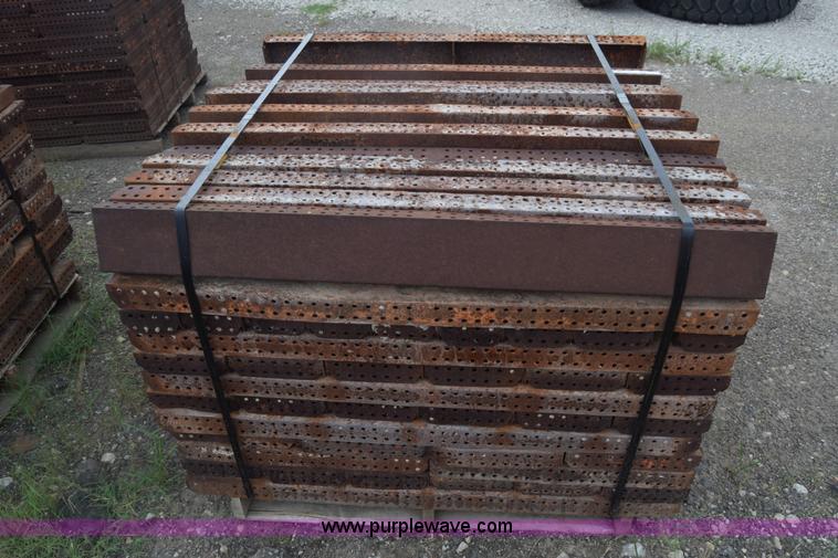 image for item CB9442 Steel concrete forms