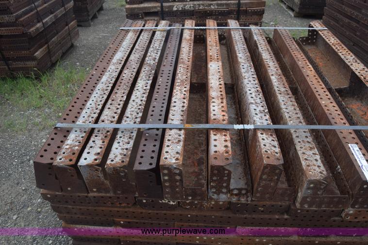 image for item CB9442 Steel concrete forms