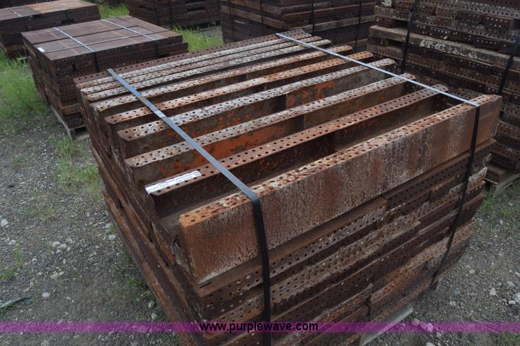 image for item CB9442 Steel concrete forms