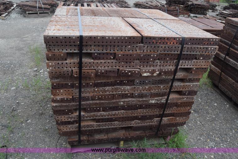 image for item CB9442 Steel concrete forms