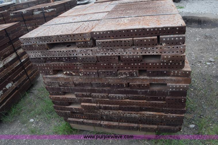 image for item CB9442 Steel concrete forms
