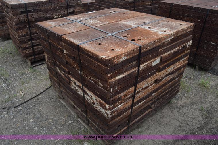 image for item CB9442 Steel concrete forms