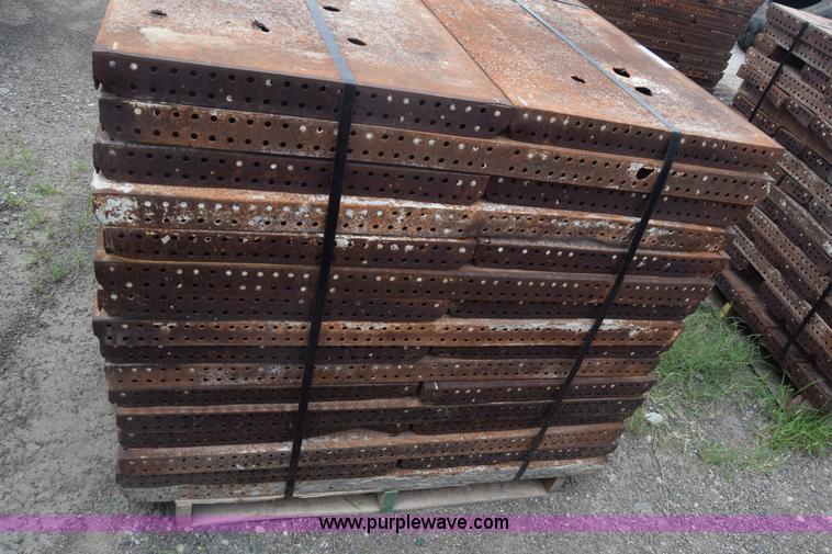 image for item CB9442 Steel concrete forms