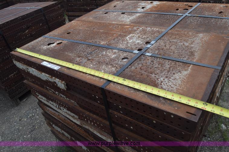image for item CB9442 Steel concrete forms