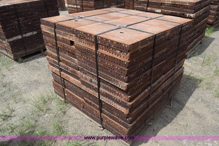 image for item CB9442 Steel concrete forms