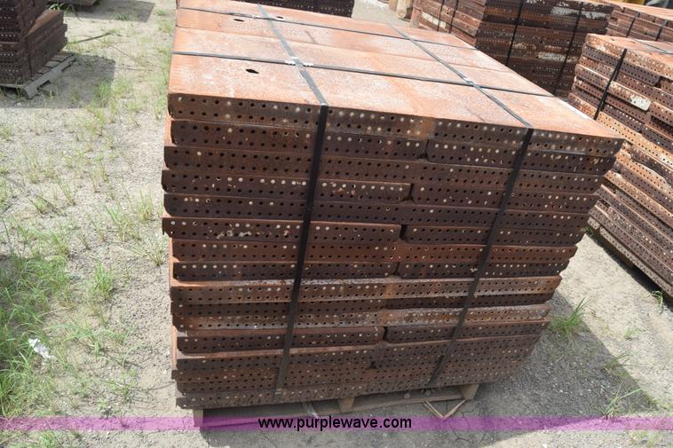 image for item CB9442 Steel concrete forms