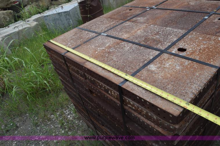 image for item CB9442 Steel concrete forms