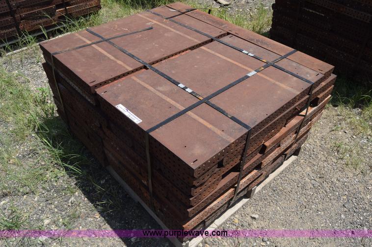 image for item CB9442 Steel concrete forms