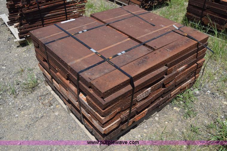 image for item CB9442 Steel concrete forms