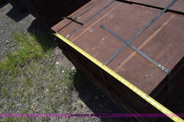 image for item CB9442 Steel concrete forms