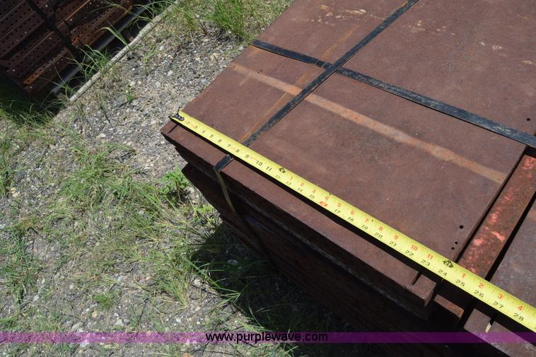 image for item CB9442 Steel concrete forms