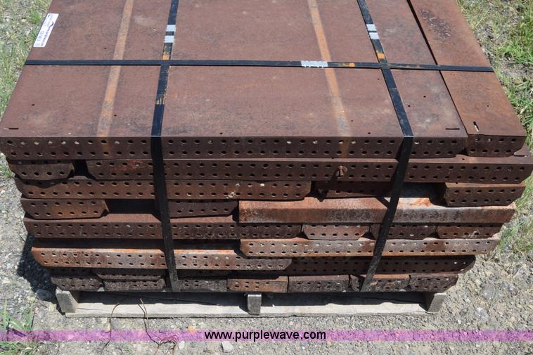 image for item CB9442 Steel concrete forms