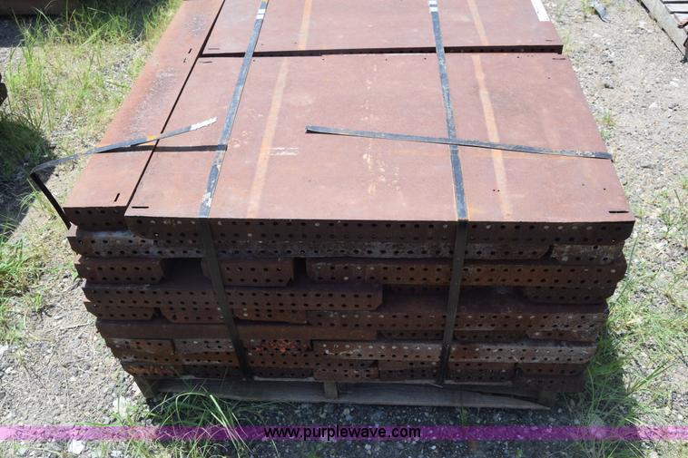 image for item CB9442 Steel concrete forms