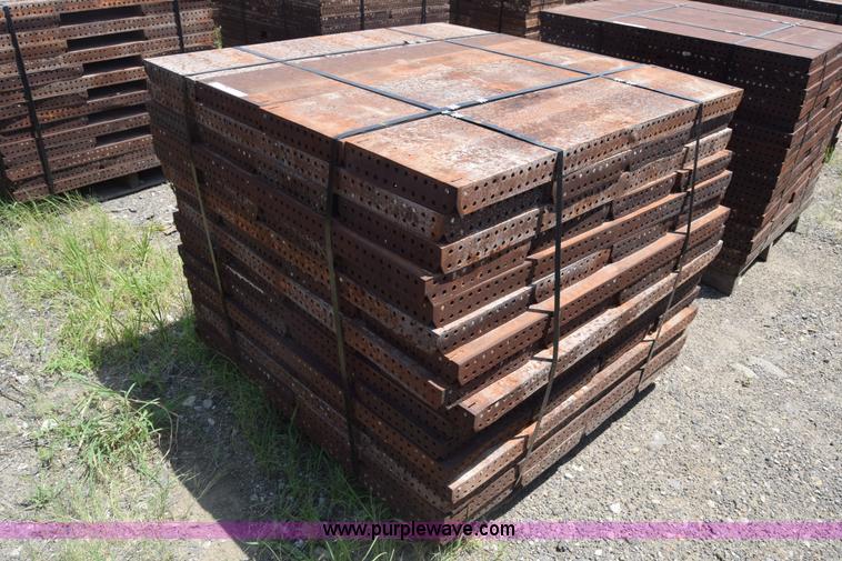 image for item CB9442 Steel concrete forms