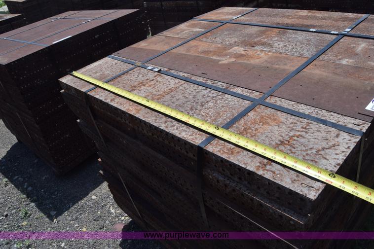 image for item CB9442 Steel concrete forms