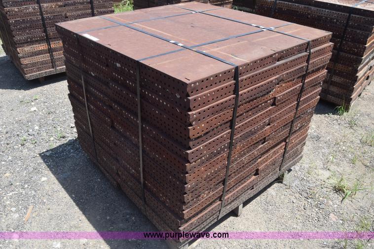 image for item CB9442 Steel concrete forms