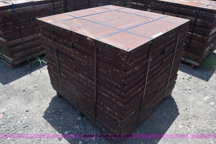 image for item CB9442 Steel concrete forms