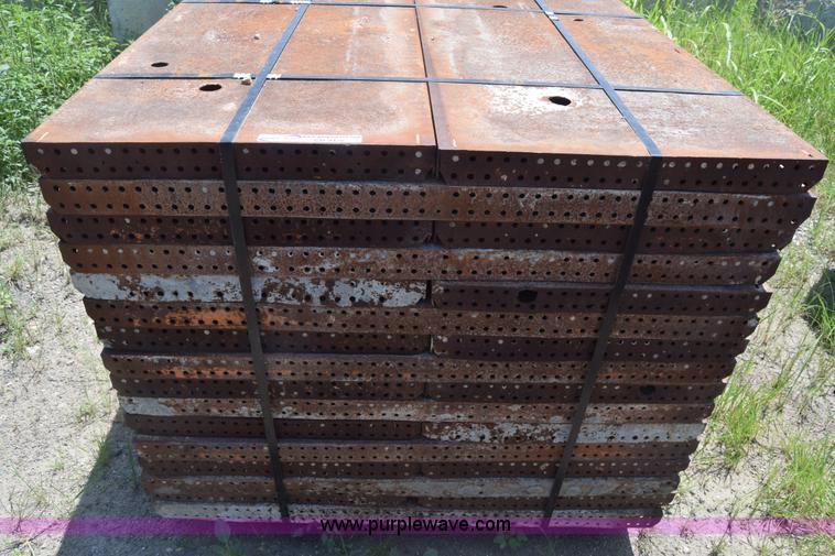 image for item CB9442 Steel concrete forms