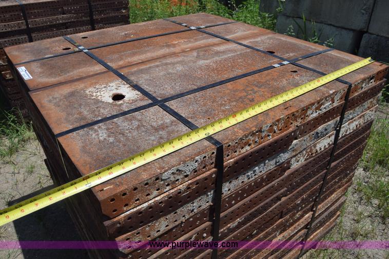 image for item CB9442 Steel concrete forms