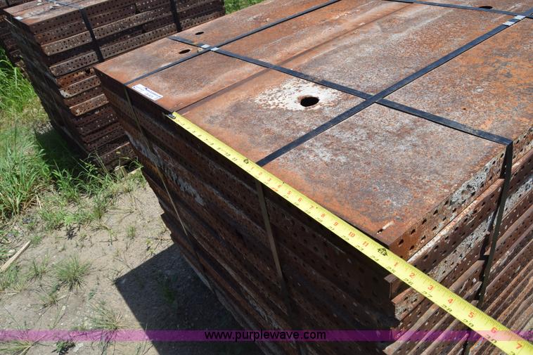 image for item CB9442 Steel concrete forms