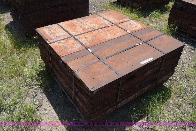 image for item CB9442 Steel concrete forms