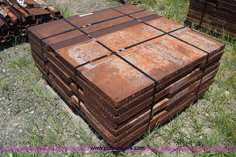 image for item CB9442 Steel concrete forms