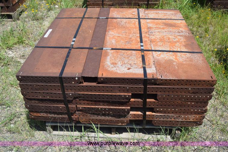 image for item CB9442 Steel concrete forms