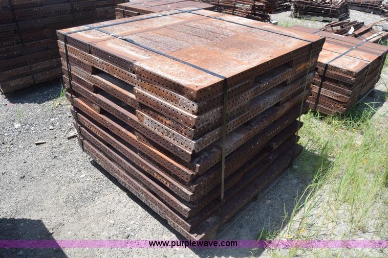 image for item CB9442 Steel concrete forms