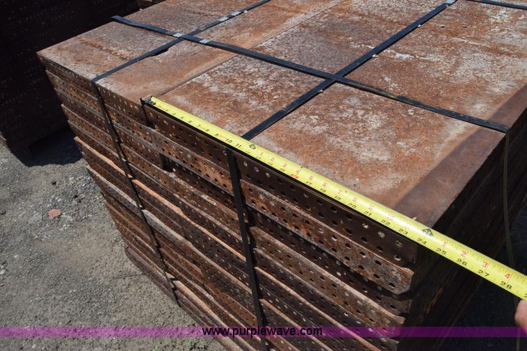 image for item CB9442 Steel concrete forms