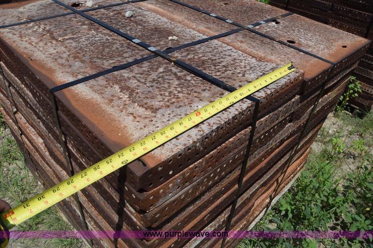 image for item CB9442 Steel concrete forms