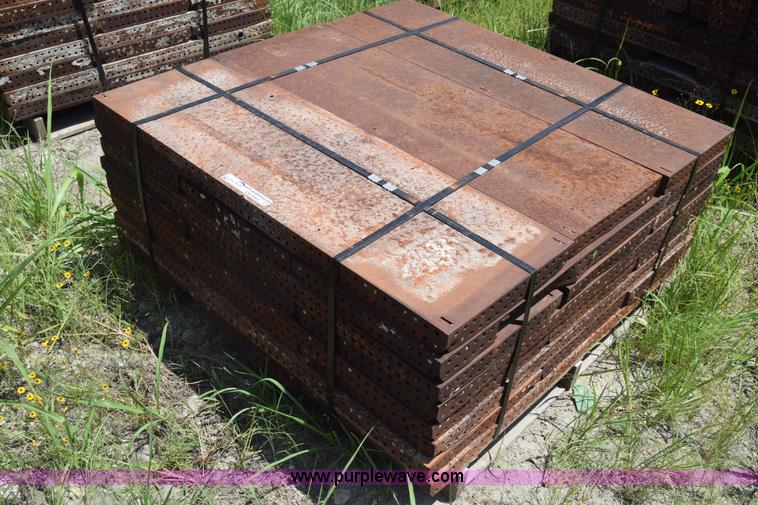 image for item CB9442 Steel concrete forms