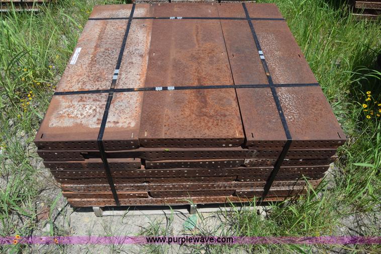 image for item CB9442 Steel concrete forms