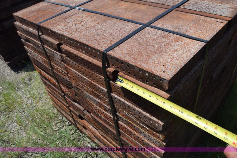 image for item CB9442 Steel concrete forms