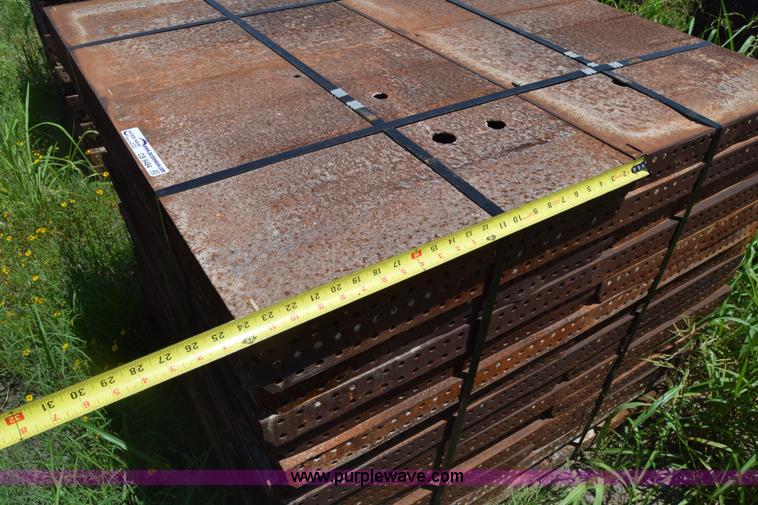 image for item CB9442 Steel concrete forms