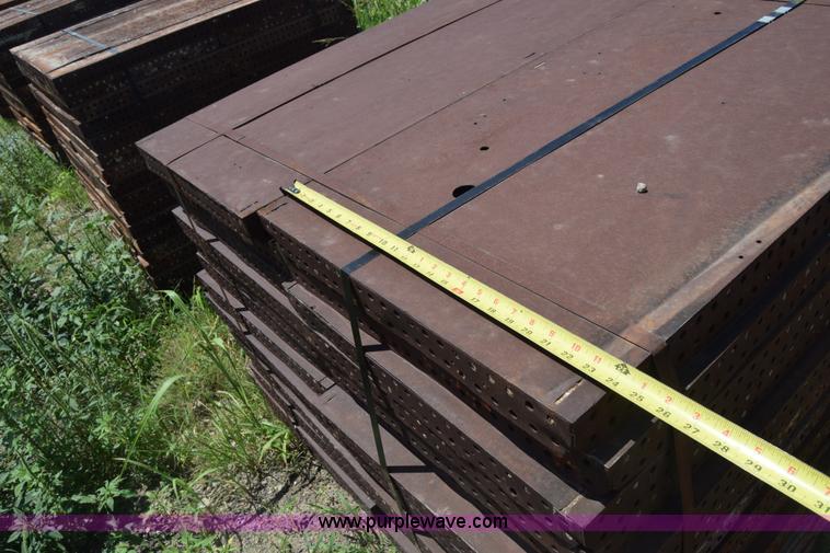 image for item CB9442 Steel concrete forms