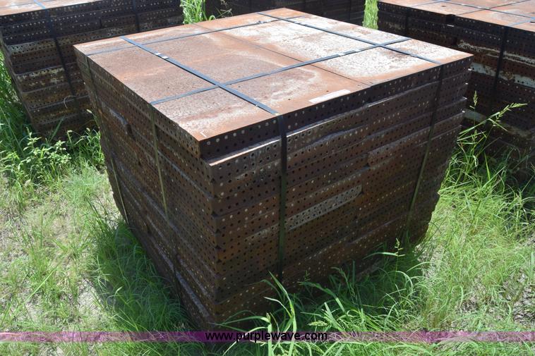 image for item CB9442 Steel concrete forms