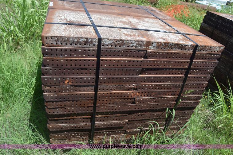 image for item CB9442 Steel concrete forms