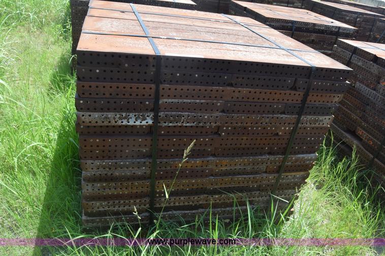 image for item CB9442 Steel concrete forms