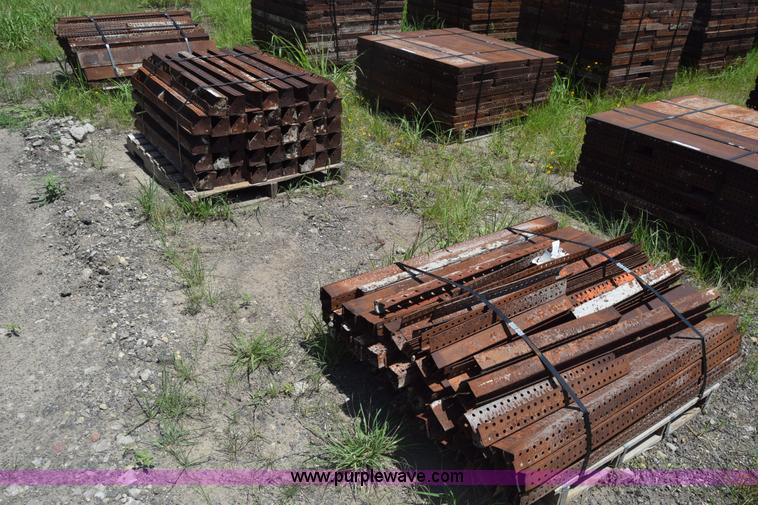 image for item CB9442 Steel concrete forms