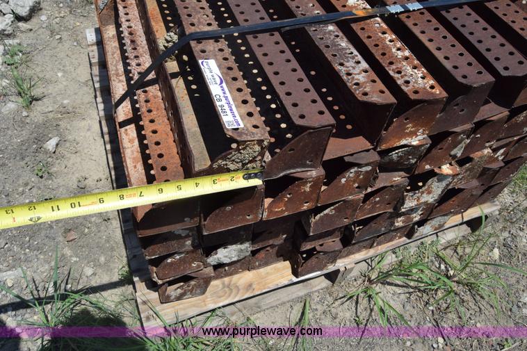 image for item CB9442 Steel concrete forms