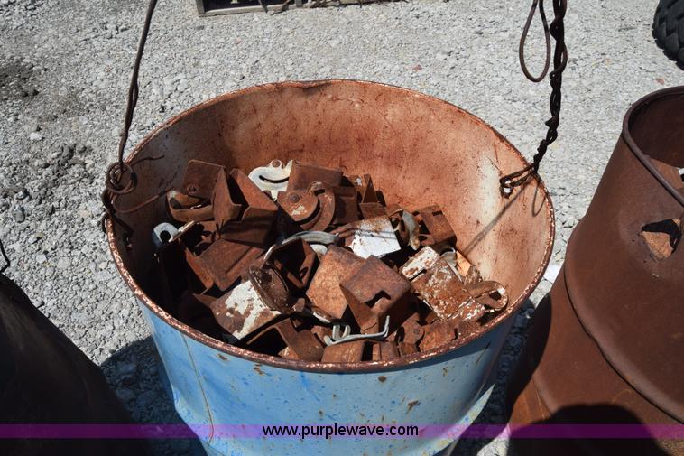 image for item CB9487 Concrete form clamps